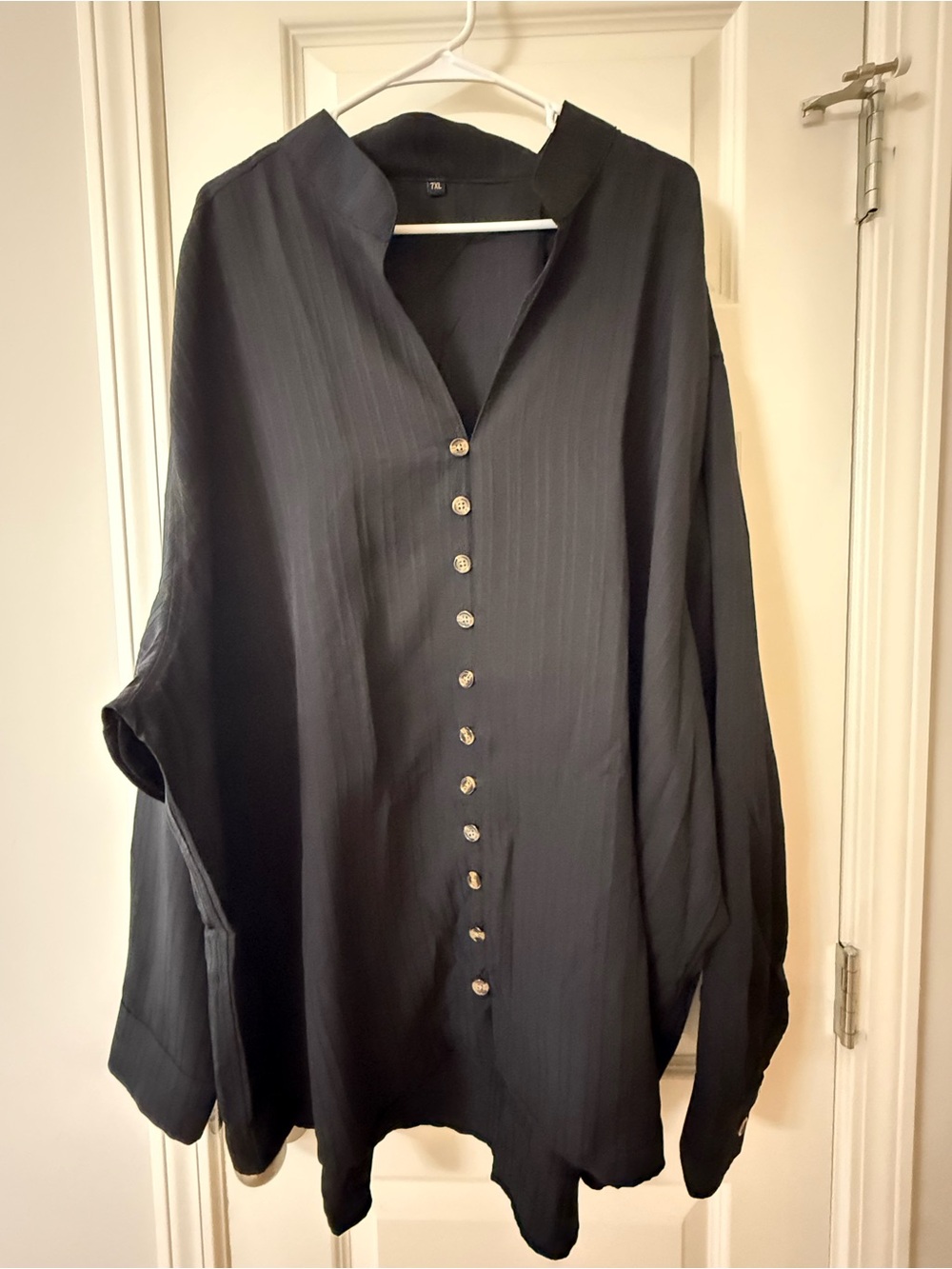 Amazon Black V-Neck Button-Front Women's Shirt Plus Size 7XL New